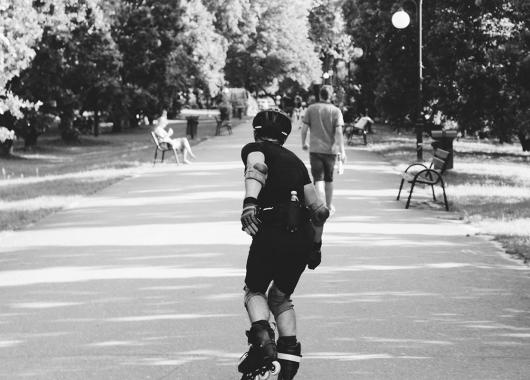 Rollers et skate : les règles à respecter