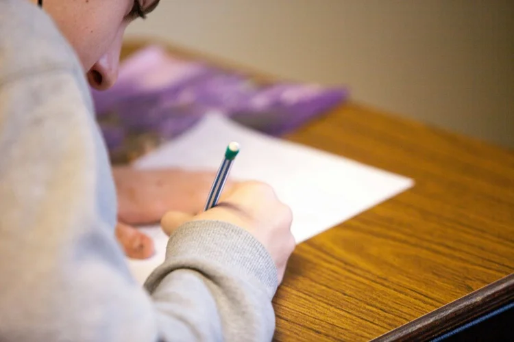 Résultats brevet 2026 : dates, horaires et calcul de la note