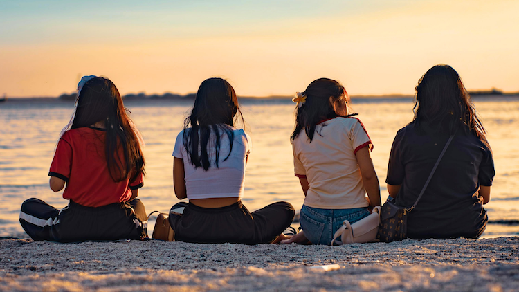 Vacances : toutes les aides financières pour les jeunes
