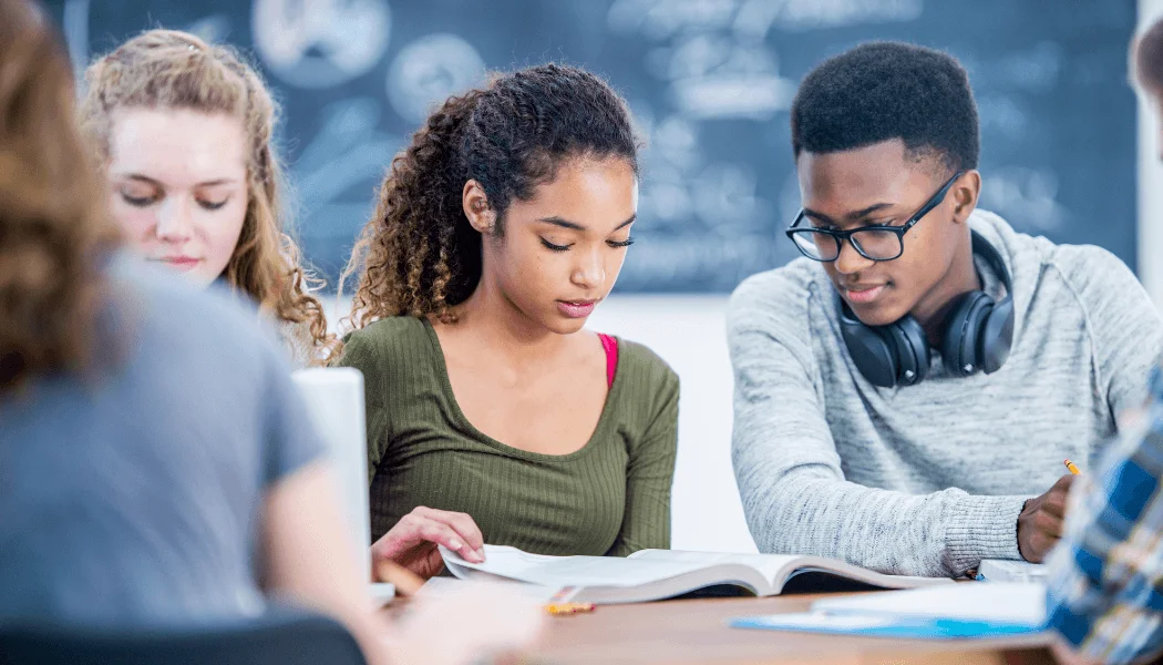 PISA 2025 : le niveau des élèves français au plus bas