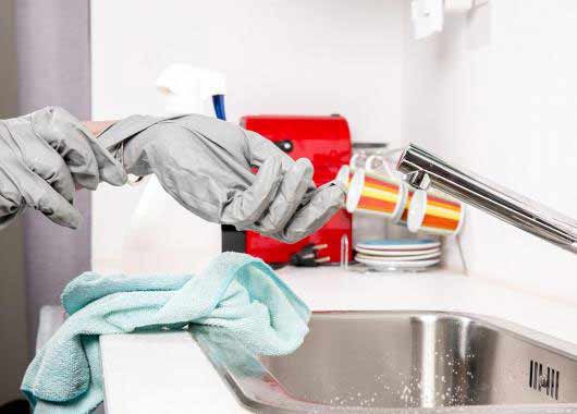 Travailler sans diplome dans le secteur de la propreté