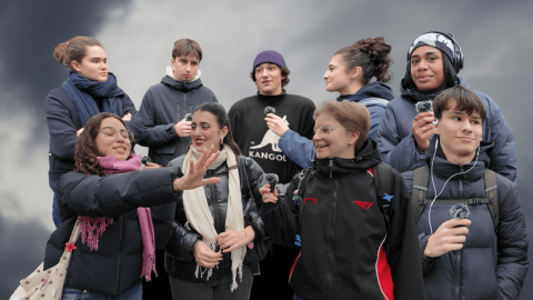 Dès la tombée de la nuit, on a déjà un pied dans le lundi