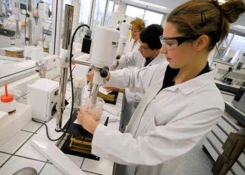 LVMH,Formulation soin,Loiret.jpg