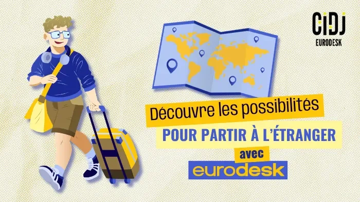 Un jeune homme, souriant et valise à la main, part à l'étranger